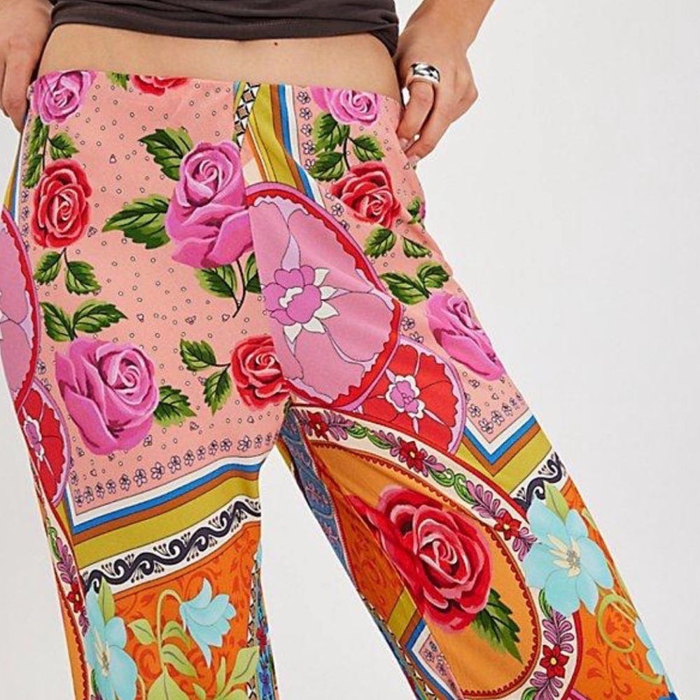 Spell NWT Aphrodite Bias Pant Rose Floral Wide Leg Trousers Pink Orange M - Picture 7 of 12